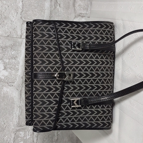 Vintage Michael Kors Signature Jaquard Bag - Picture 5 of 16